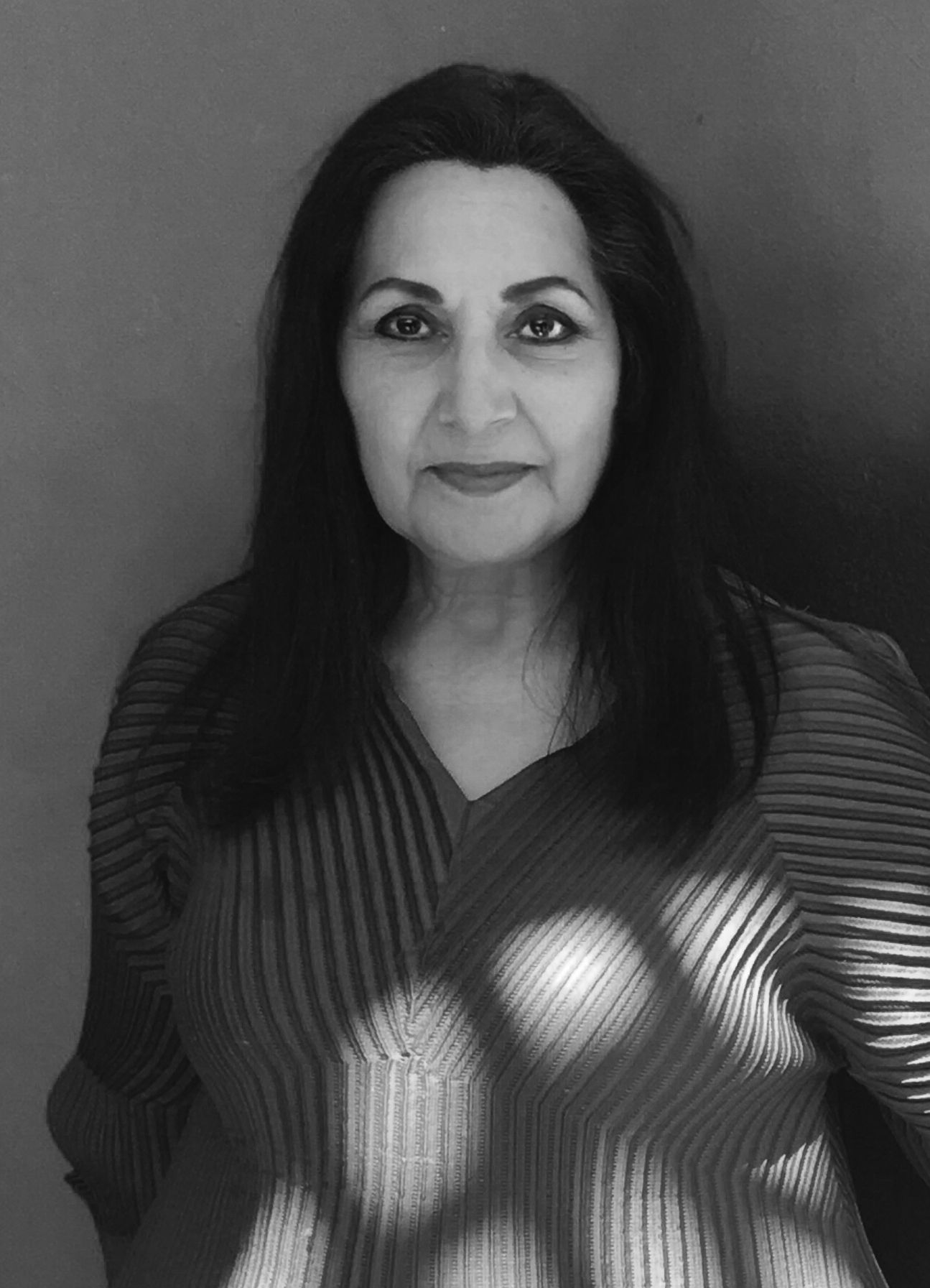 Dharker Imtiaz photocredit Ayesha Dharker Majorelle Gardens bw cropped