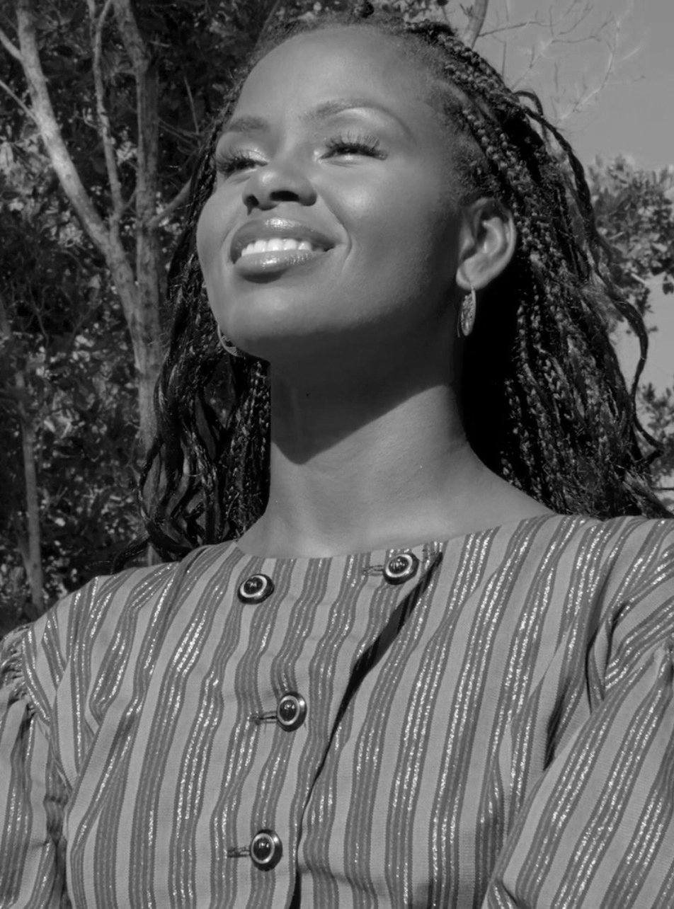 Roach Christell Victoria photo bw crop