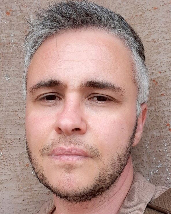 Fryatt Kit headshot no glasses