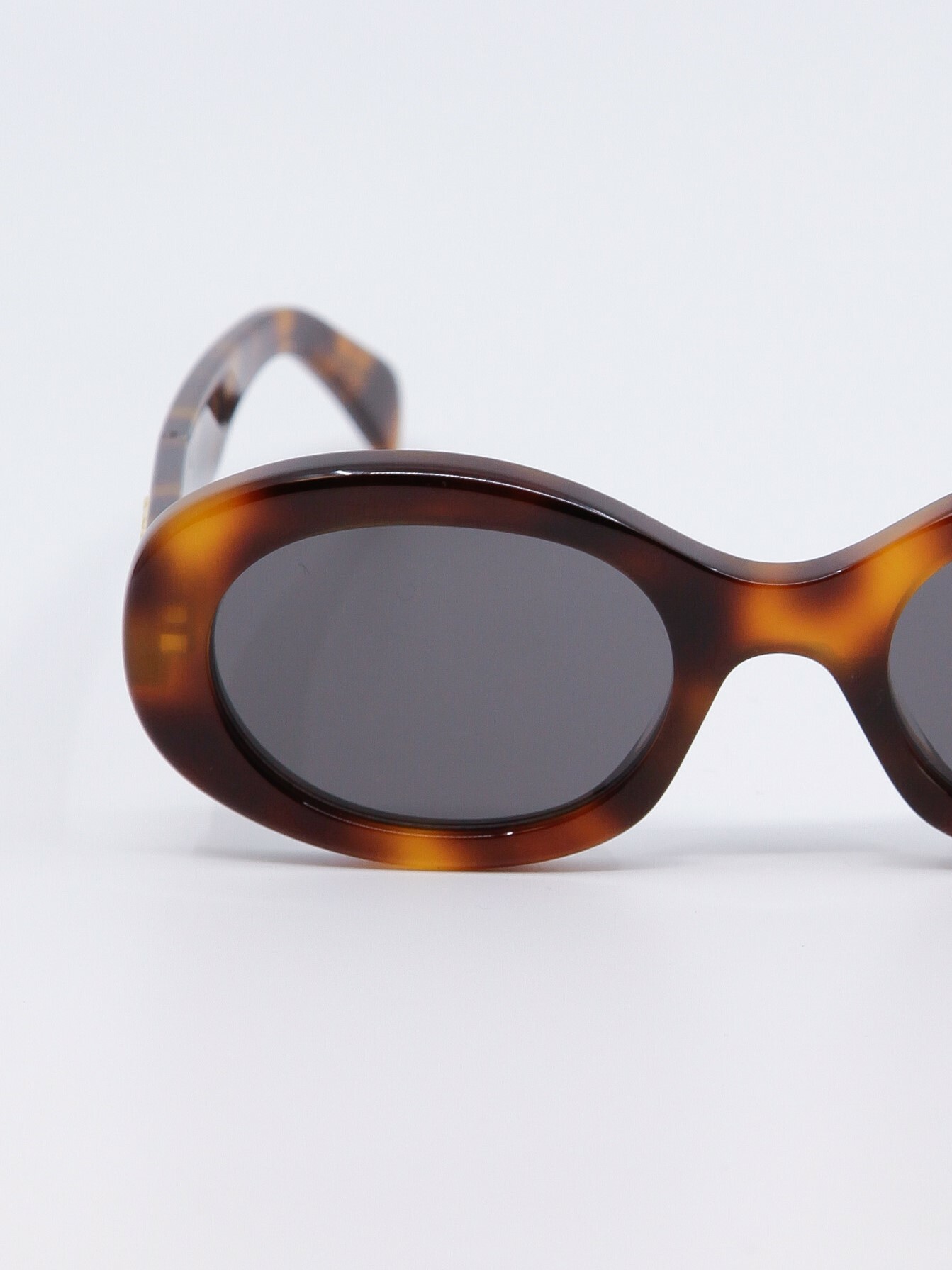 Bilde av klassisk solbrille fra Celine