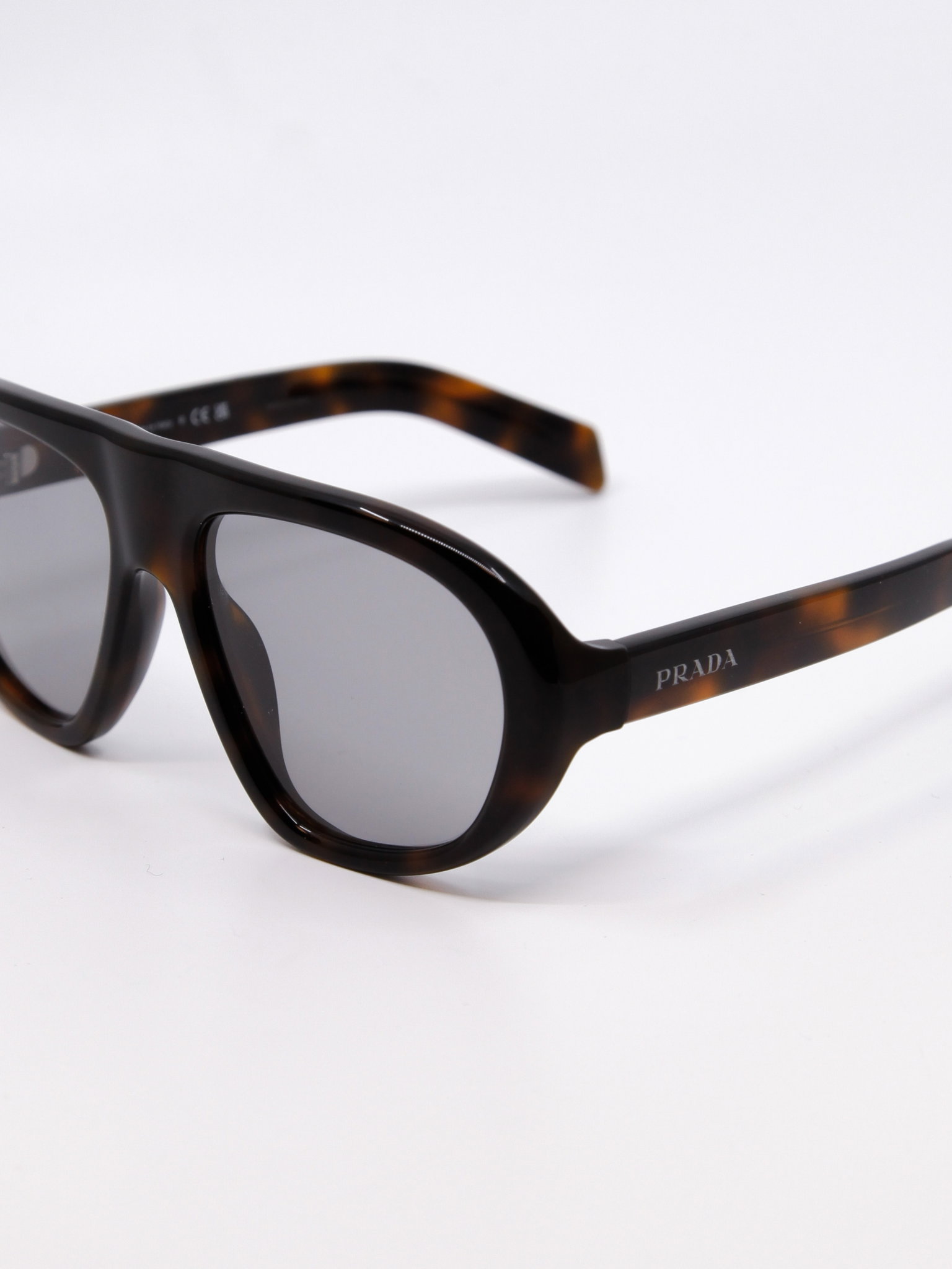 Pilotsolbrille i brun med grå solbrilleglass
