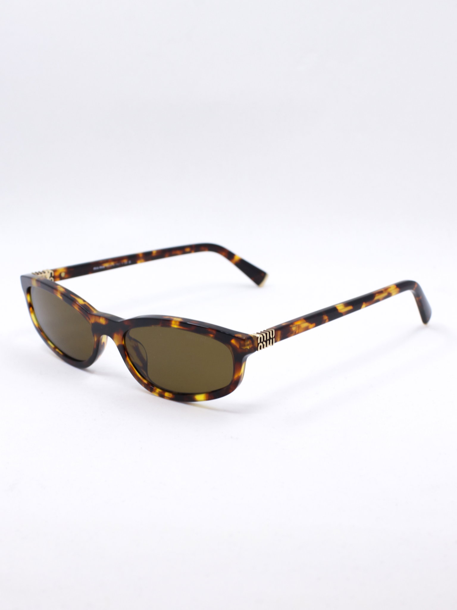 Solbrille i brun