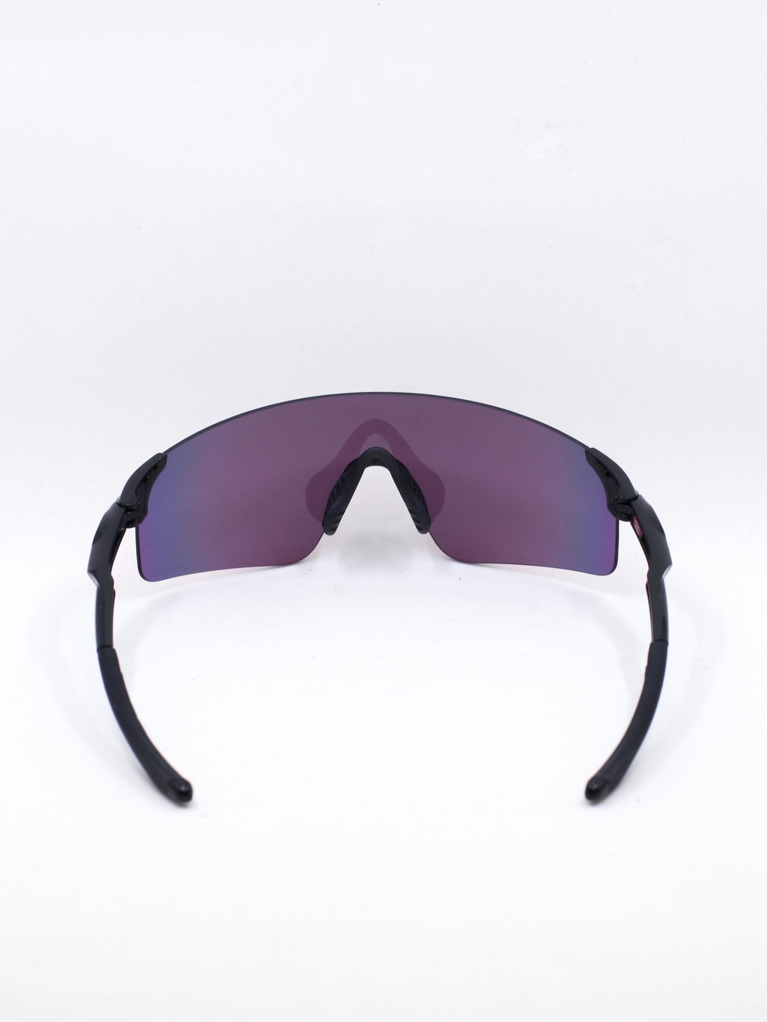 Sportsbrille i sort med lilla/rød speilglass