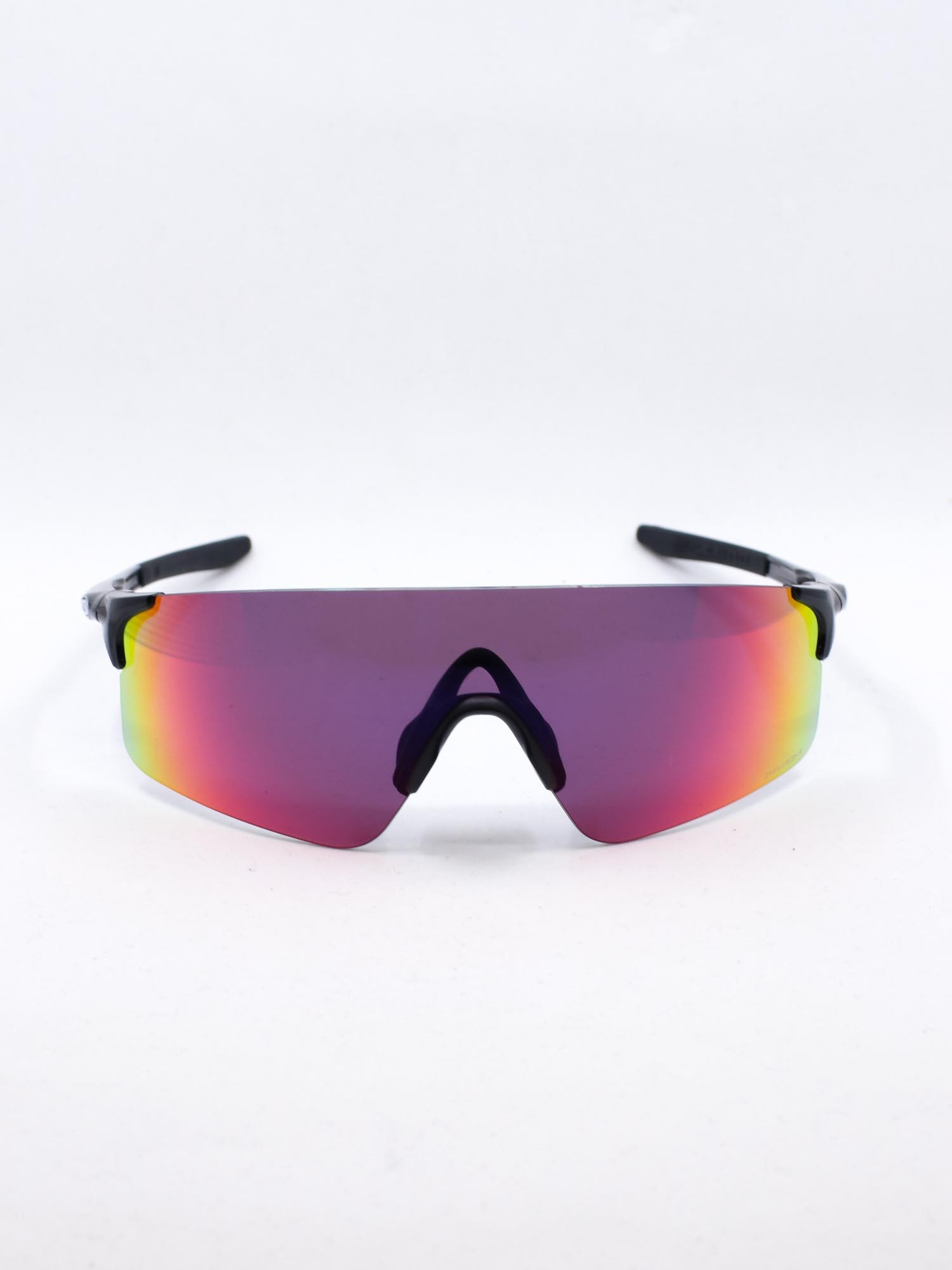 Sportsbrille i sort med lilla/rød speilglass