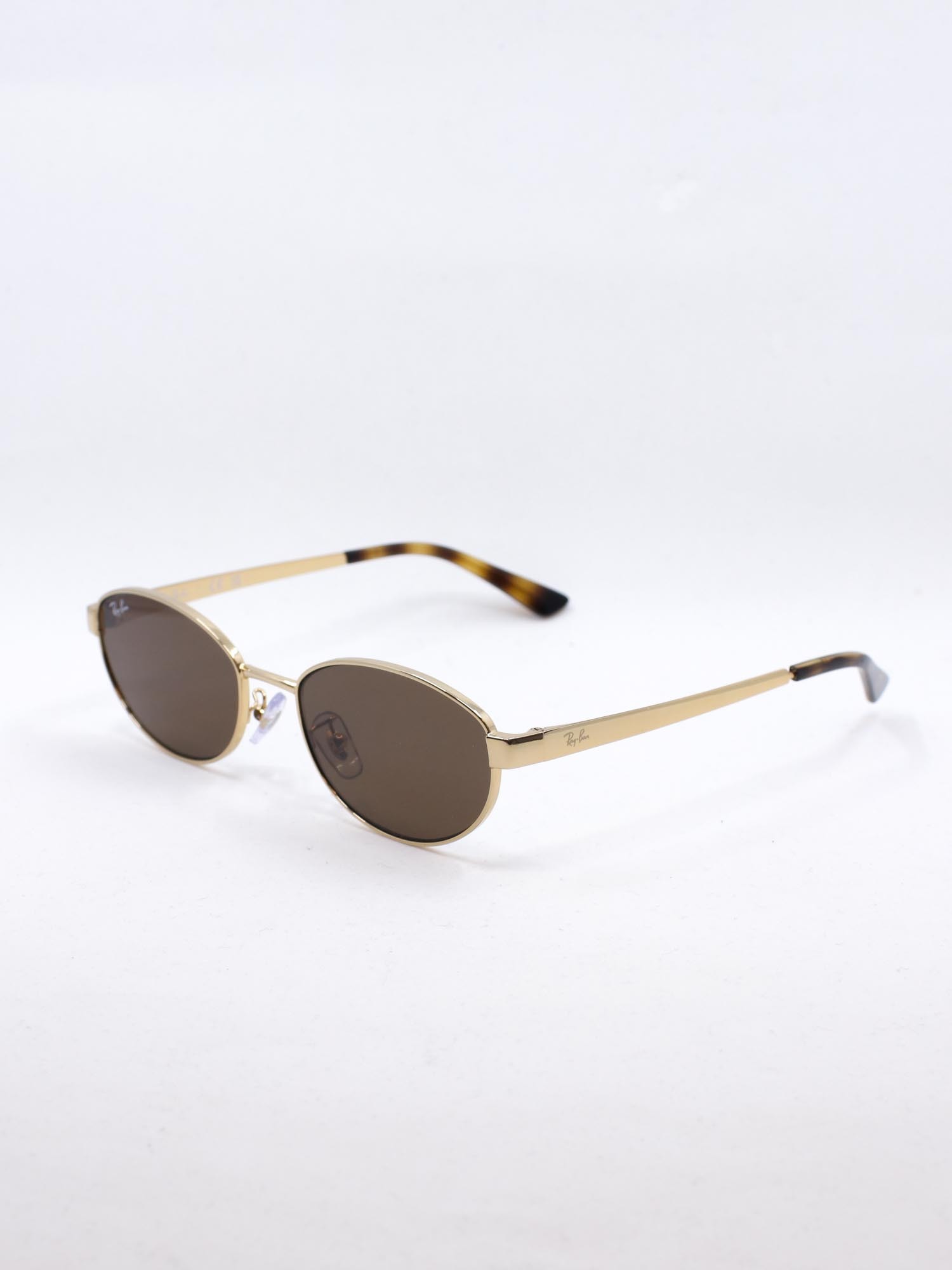 Solbrille i metall med brunt glass