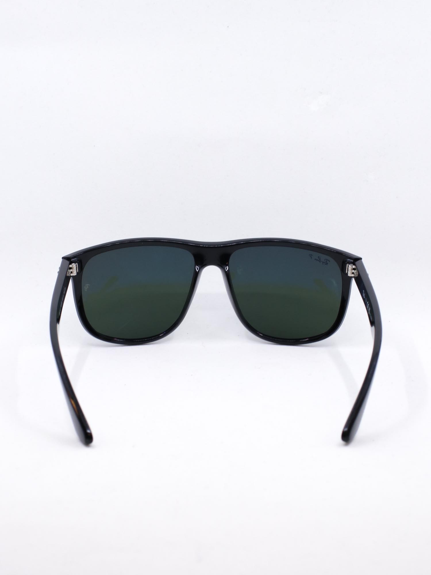 Firkantet solbrille i svart
