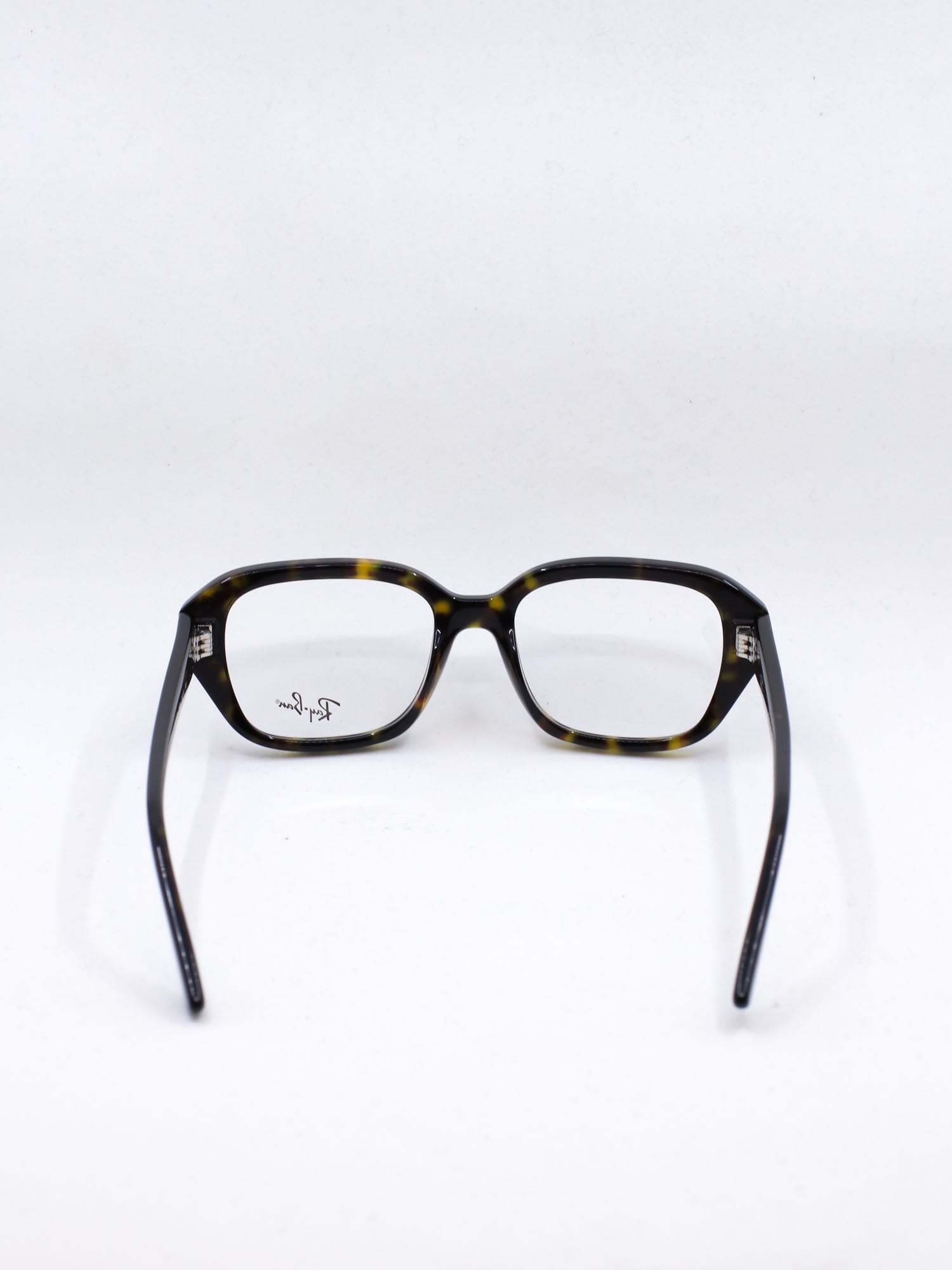 Brun innfatning fra Ray-Ban