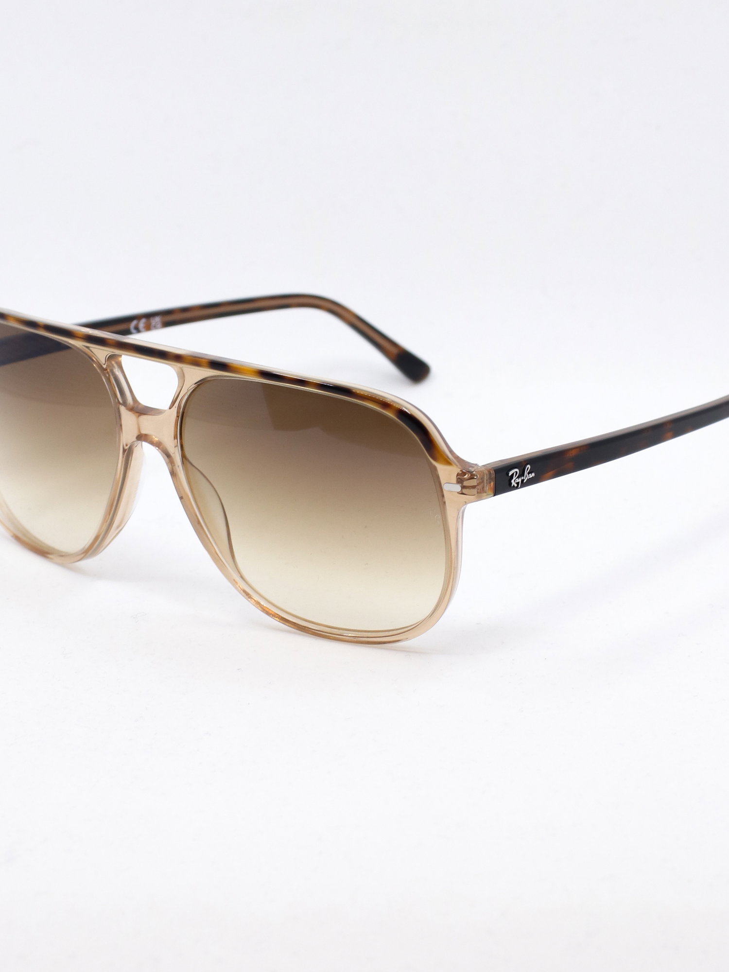 Pilotsolbrille med brun ramme og graderte solbrilleglass