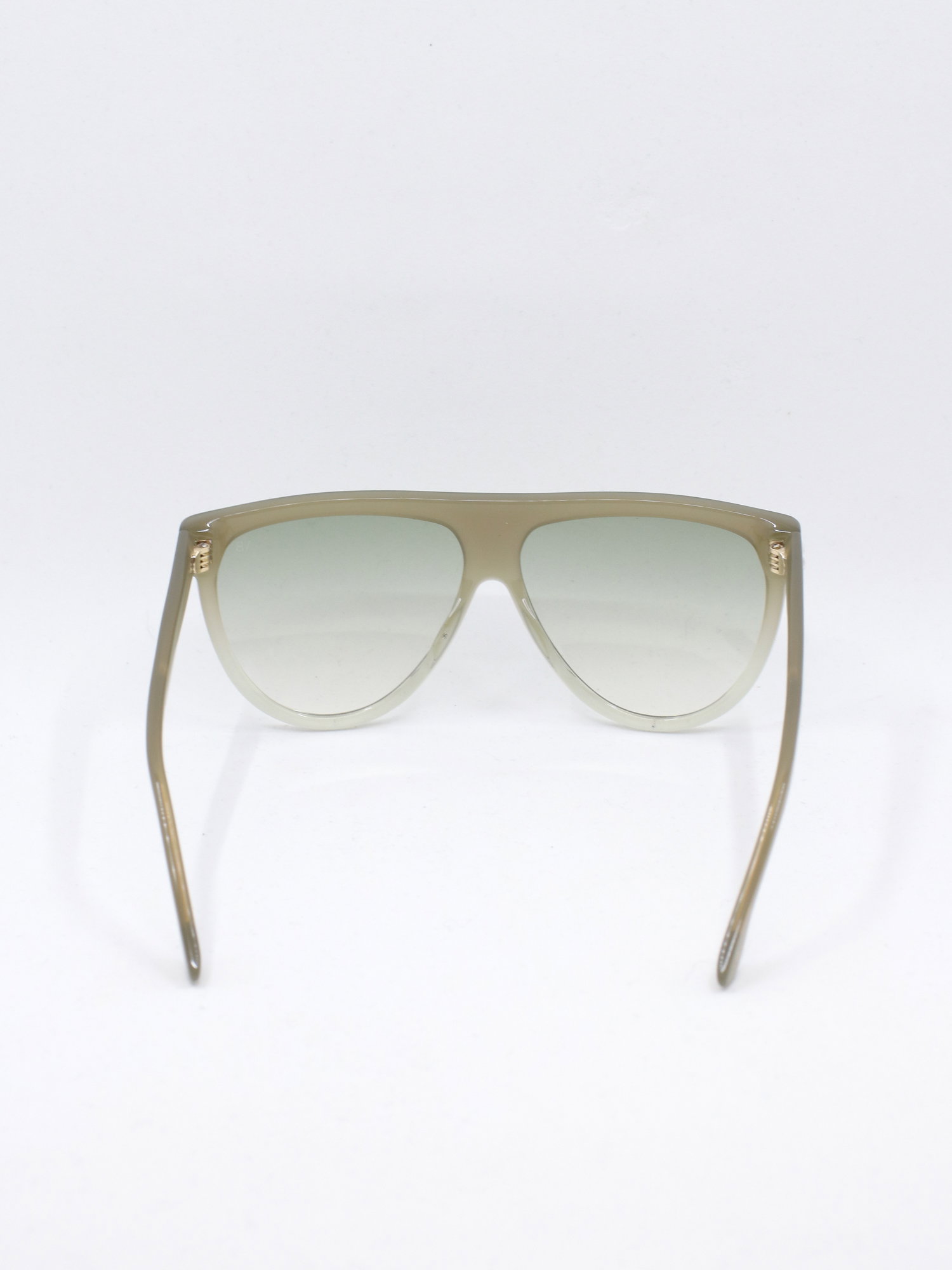 Solbrille med dråpefasong i grønn med lyse glass