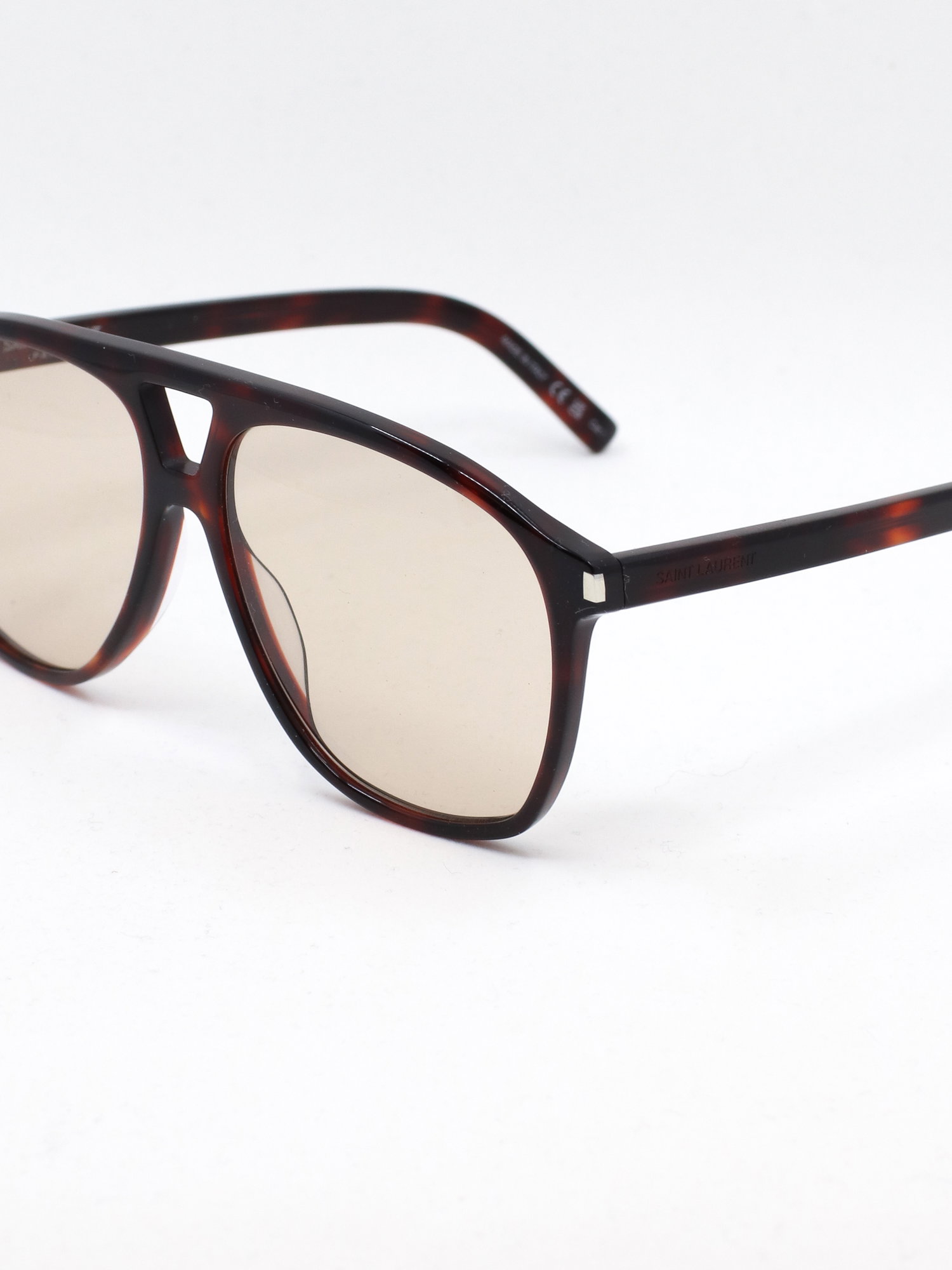 Brun pilotsolbrille med lysebrune glass