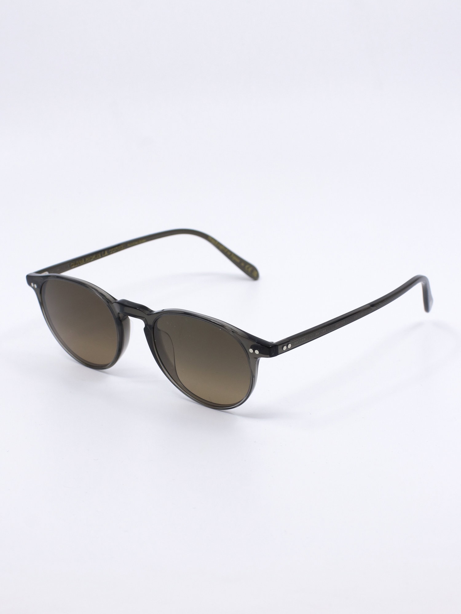 Rund, brun solbrille med brune graderte solbrilleglass