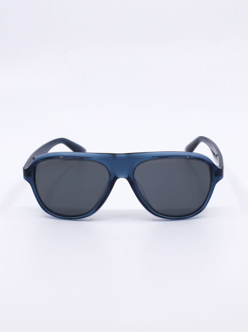 Pilotsolbrille med blå ramme og grå solbrilleglass