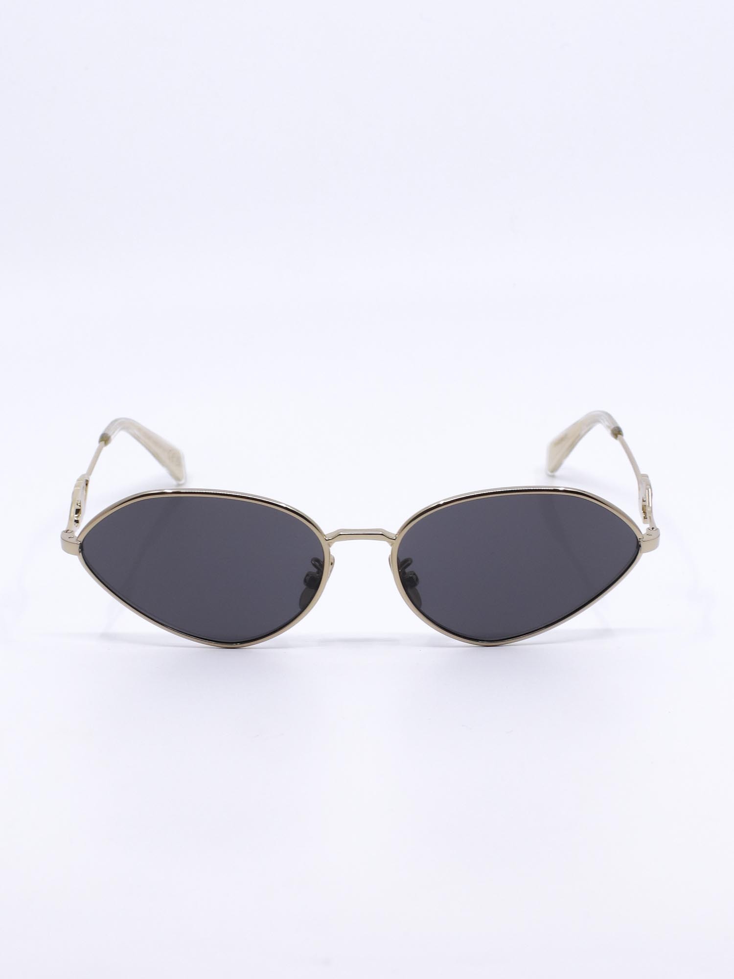 Metallsolbrille med mørke glass og cateye fasong