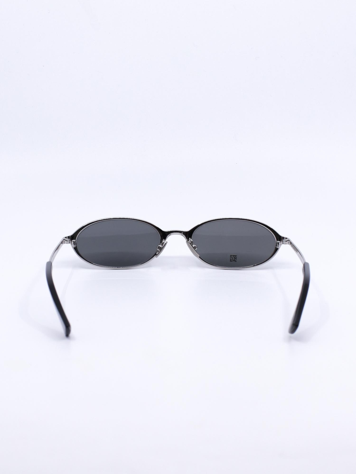Metallsolbrille i sølv med oval fasong