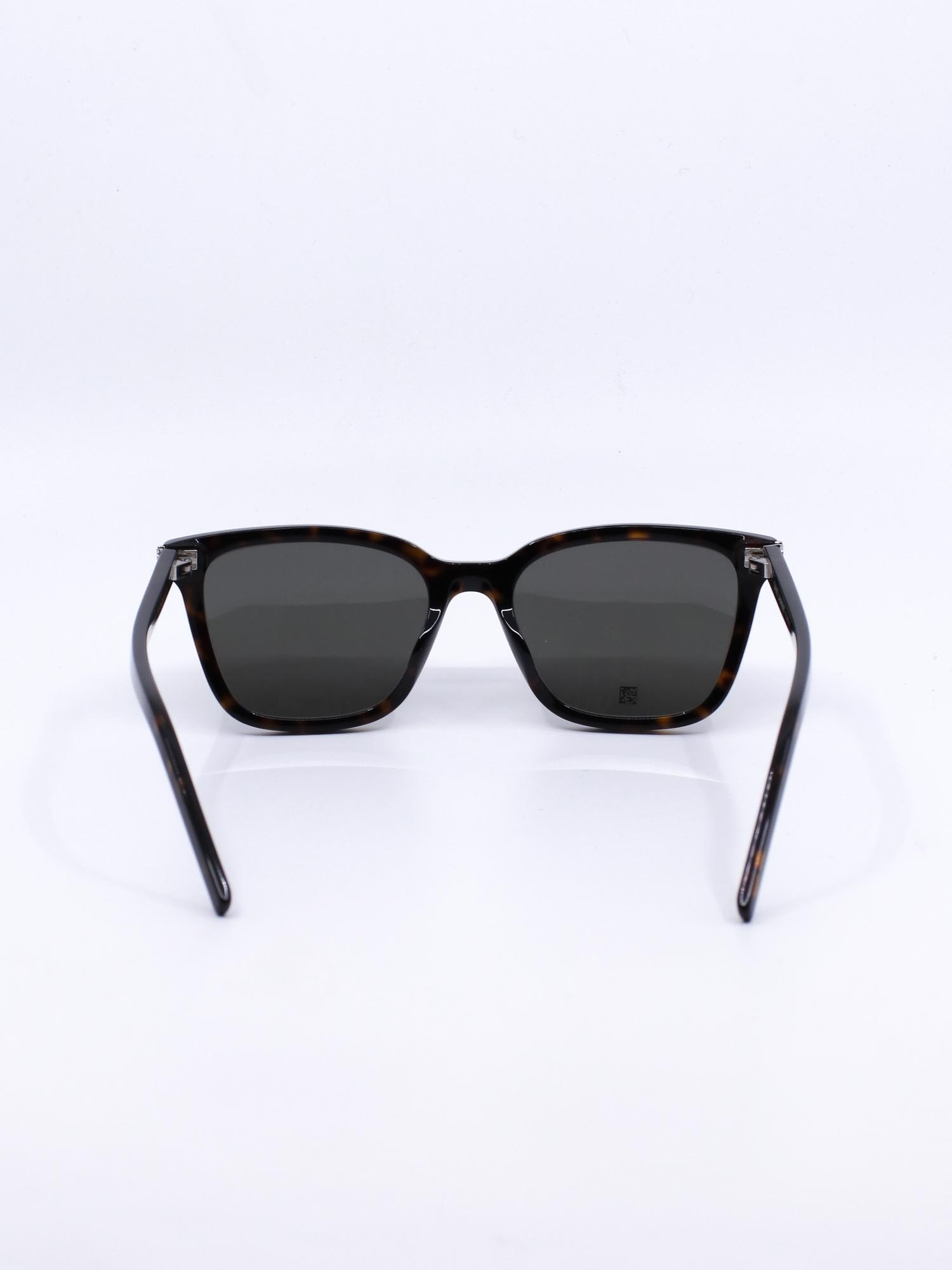 Solbrille i havana brun med klassisk fasong