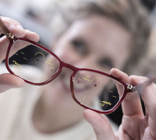 Brilleglass fra Essilor gir topp kvalitet, uansett synsbehov. Tilgjengelig hos Krogh Optikk