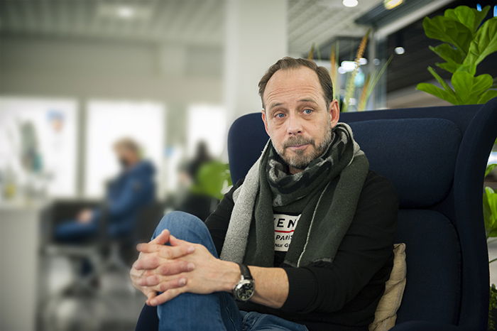 Rune som forteller videre om opplevelsen av å bli kvitt symptomene på tørre øyne hos Krogh Optikk