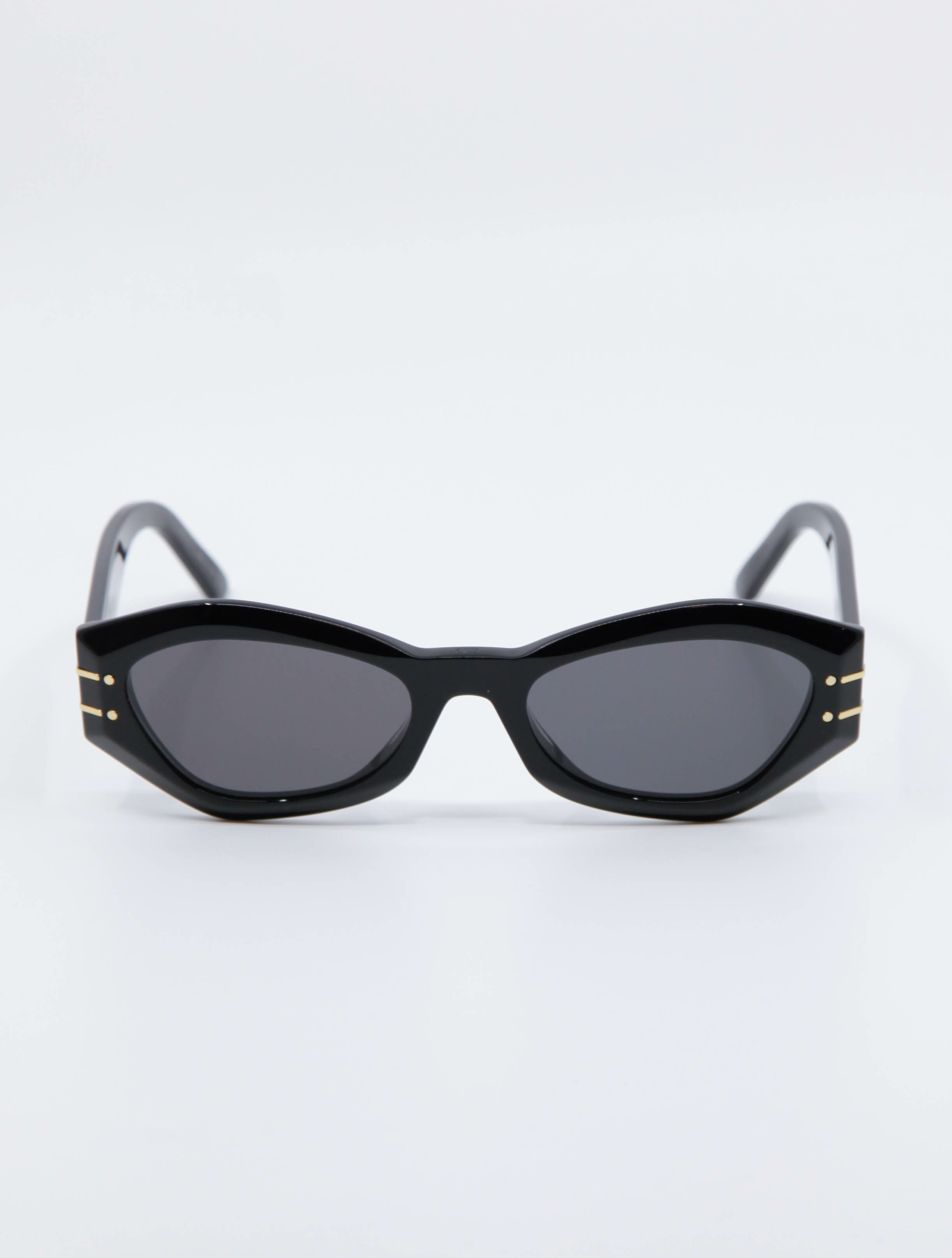 Bilde av solbrille fra Dior modell Signature