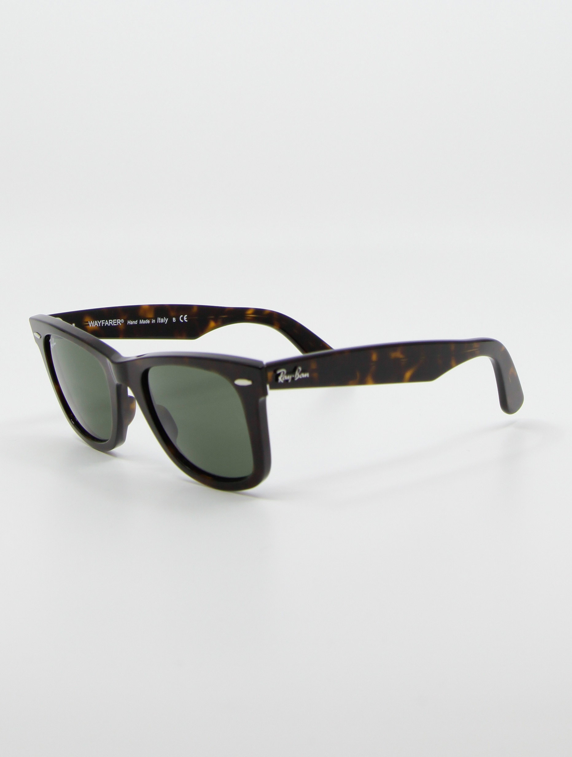 Bilde av solbrille fra Ray Ban modellnummer RB2140 Wayfarer