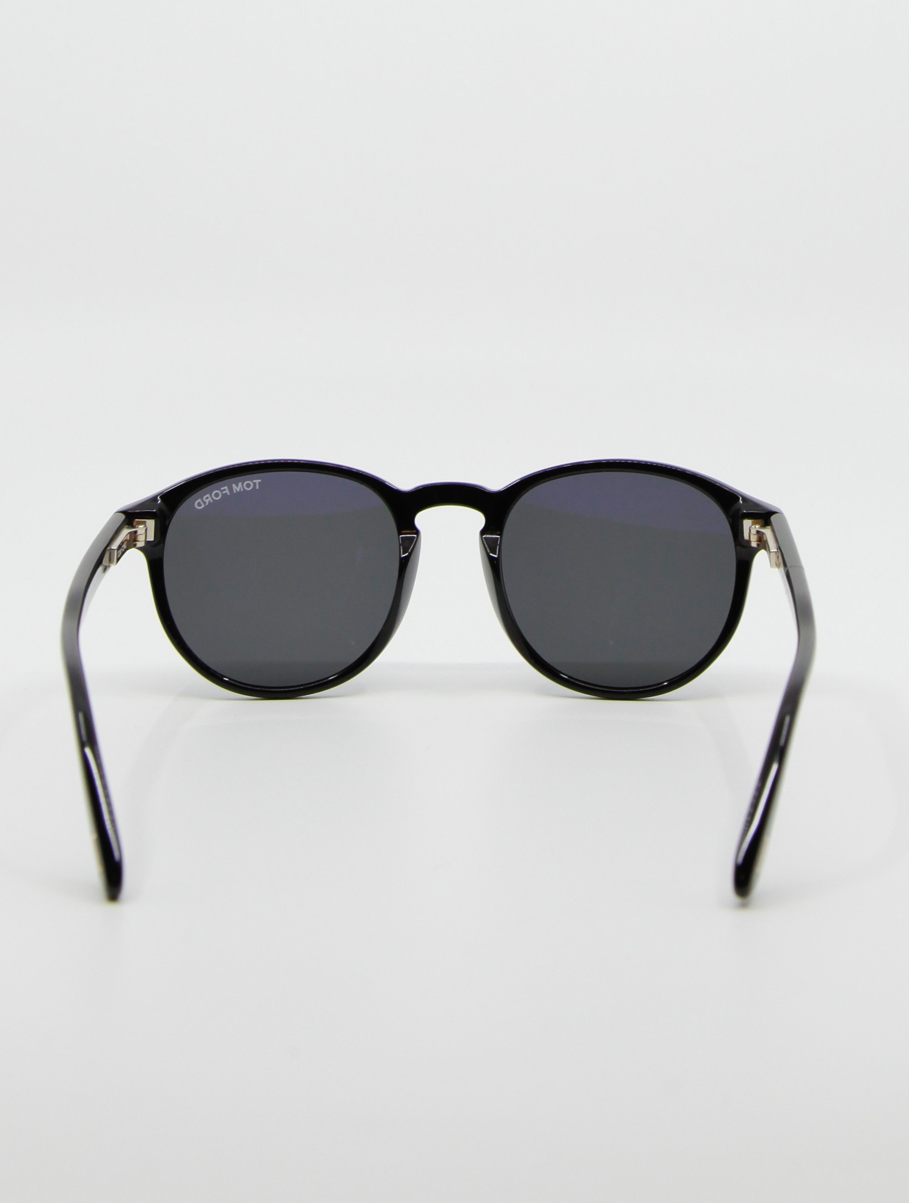 Bilde av solbrille fra tom ford modellnummer tf834 dante