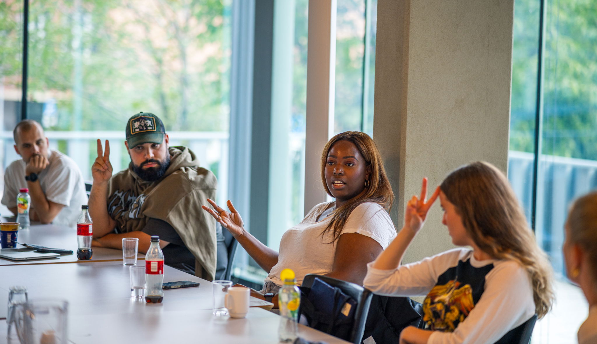 Espen Grotnes, Adil Svendsen Laatyaoui, Stephanie Owusu og Mina Ingebretsen på Masterclass-samling. (Foto: Henning Lefsaker)