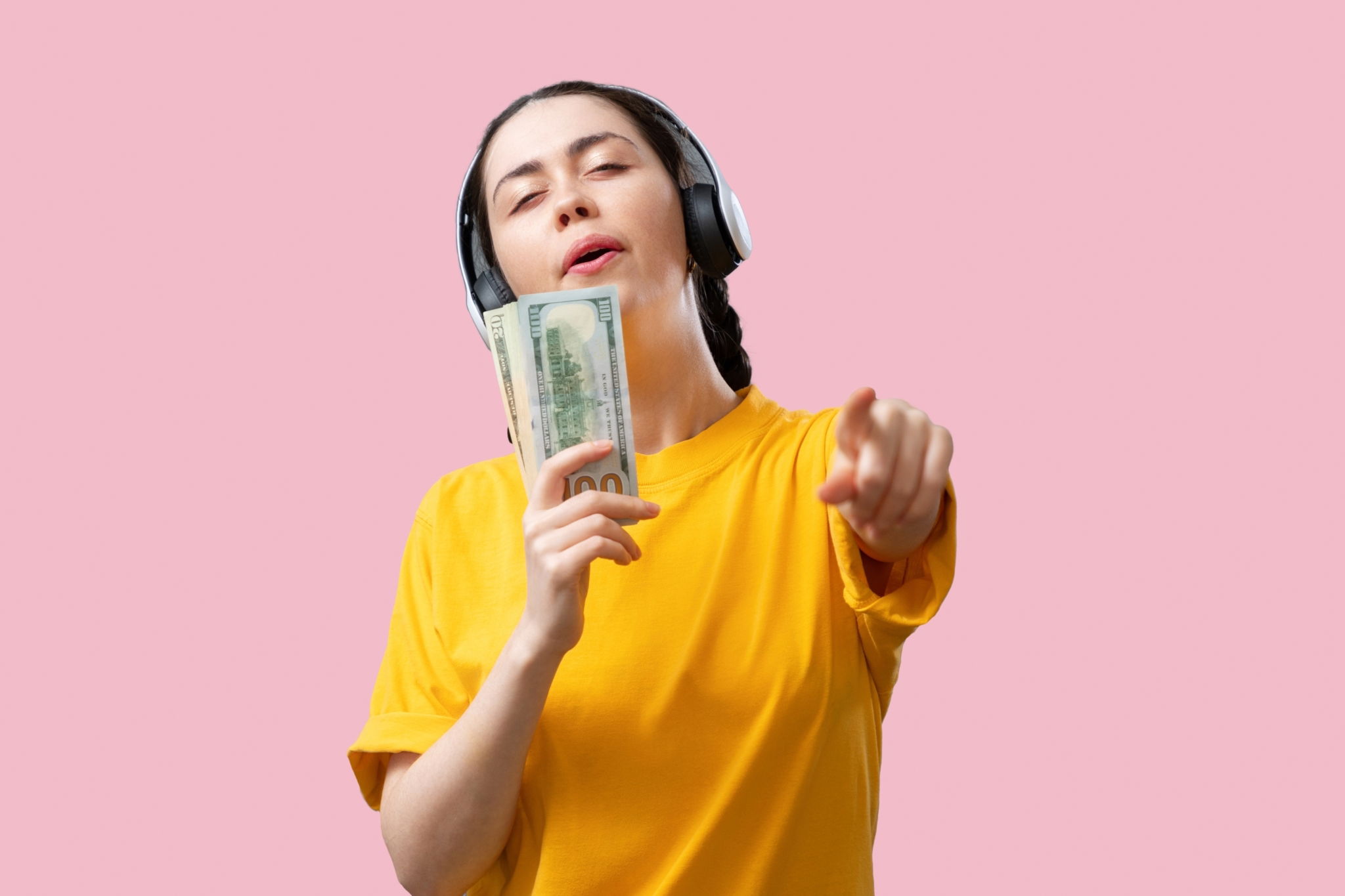 Shutterstock 2214694579