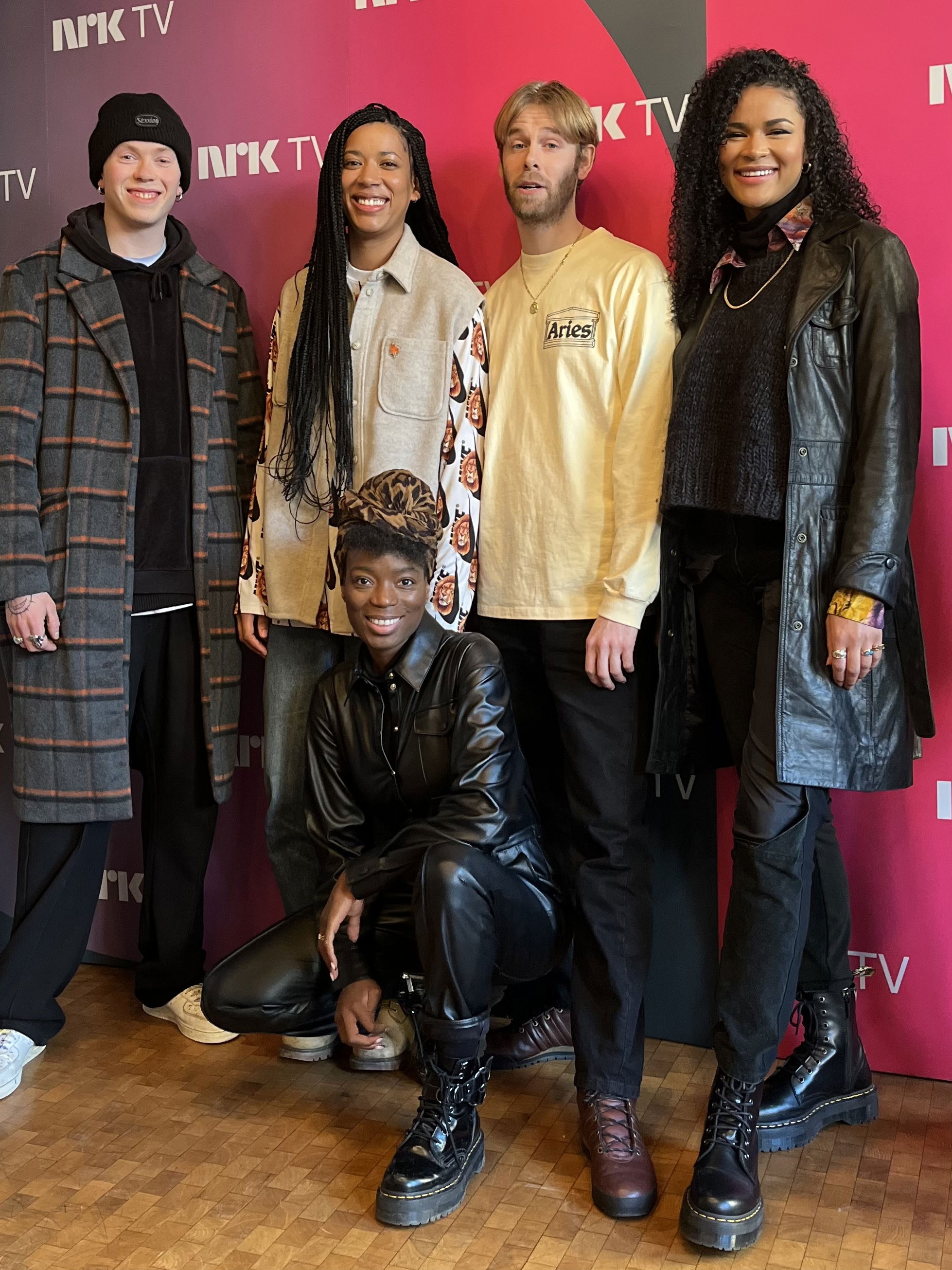 Martin Hazy Amy Black Ndiaye Tinashe Williamson Lars Vaular Siri Black Foto Bahar Schie