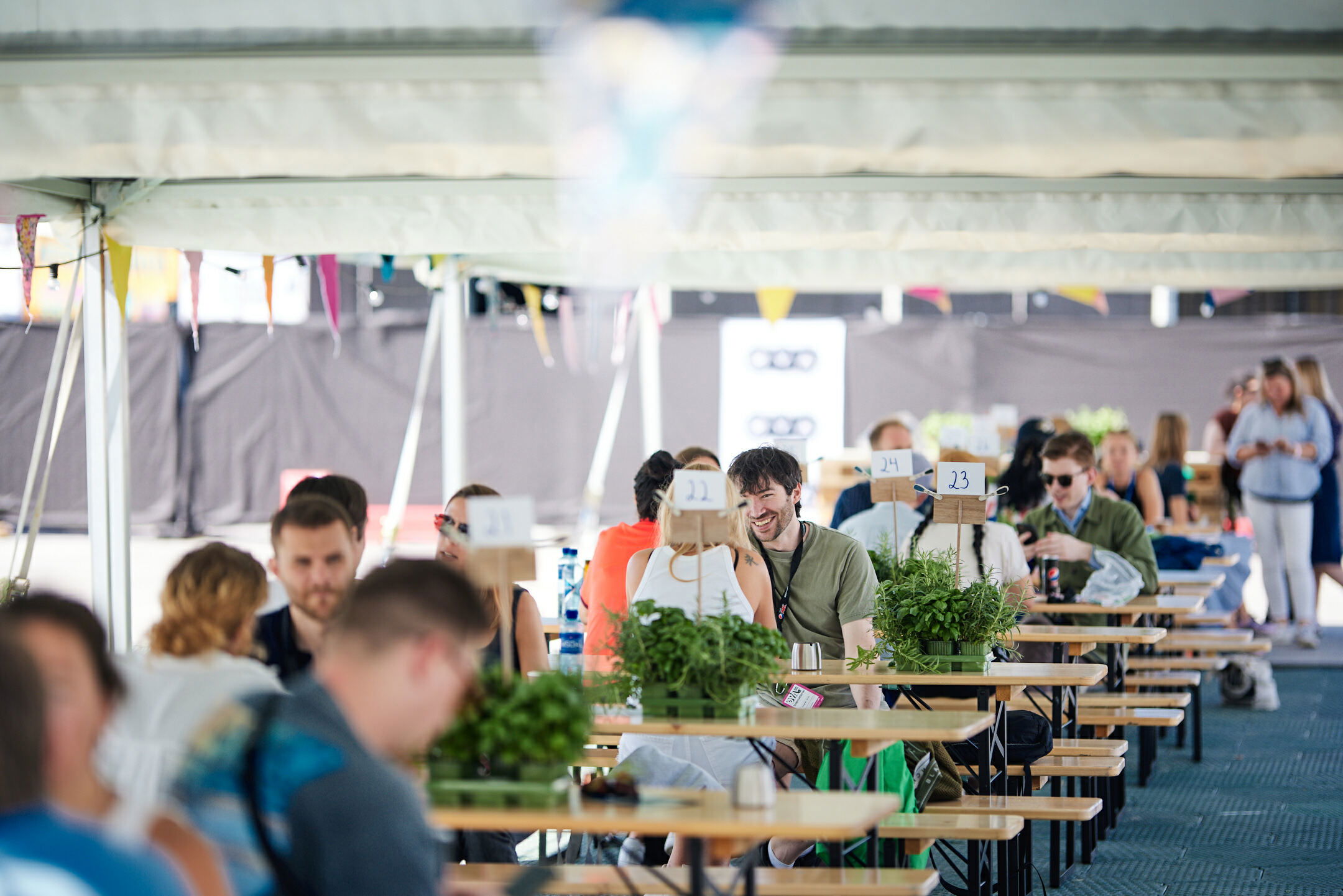 OYA 22 Speedmeeting (Foto: Helge Brekke) [*]