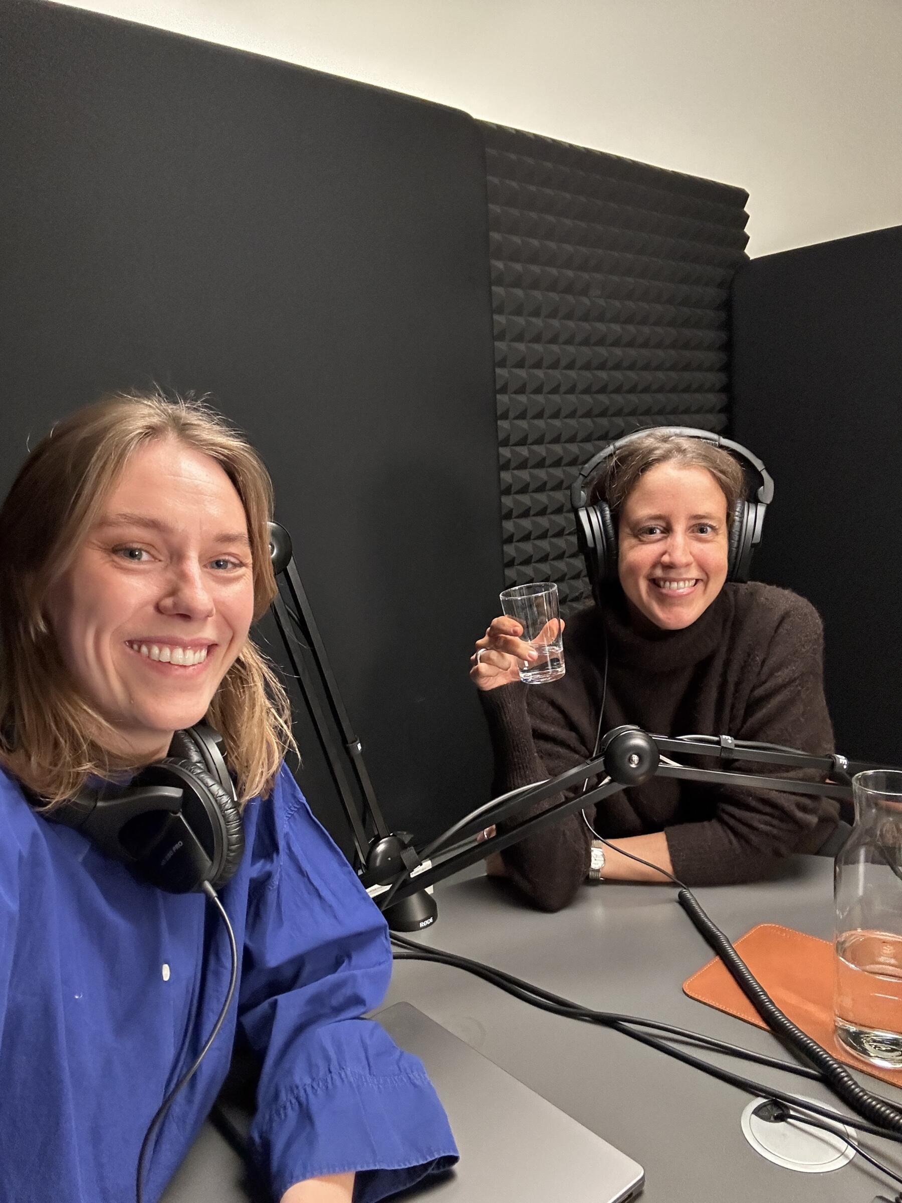 Programleder Musikkpasset Anna Kristine Lund og fiolinist Vilde Frang