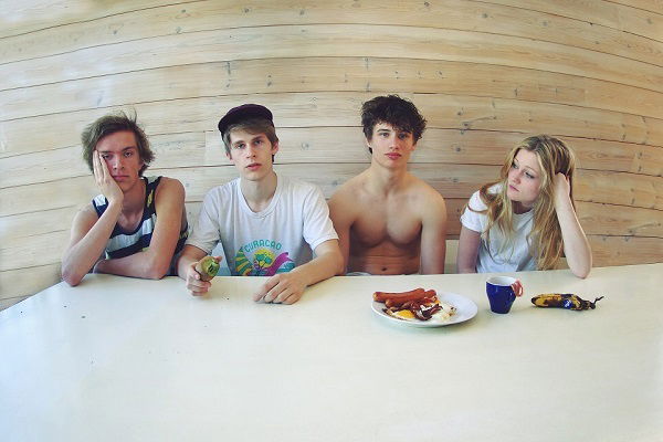 SLUTFACE Bord Hoeyopploesning1