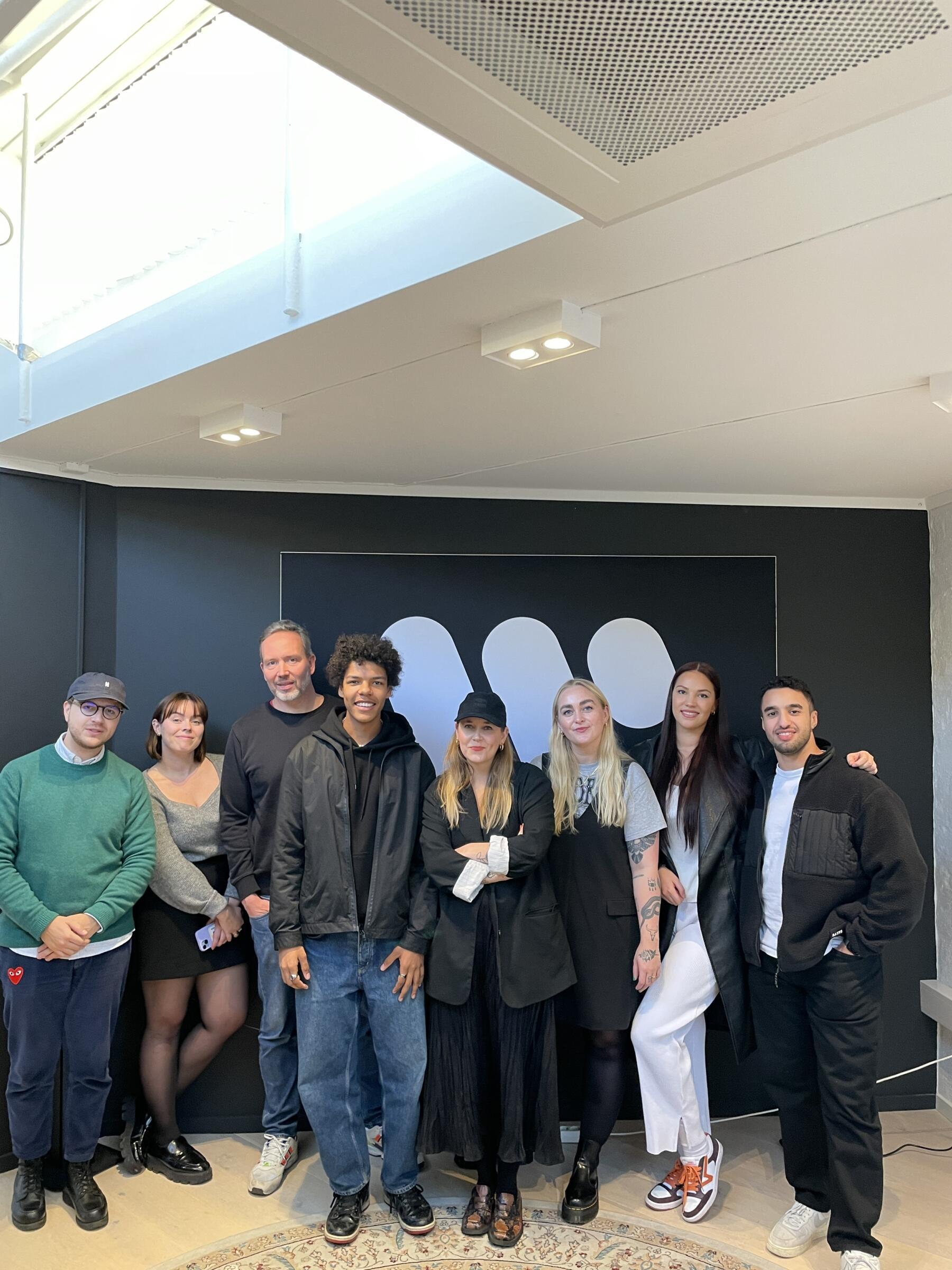 Signering warner makosir 2022